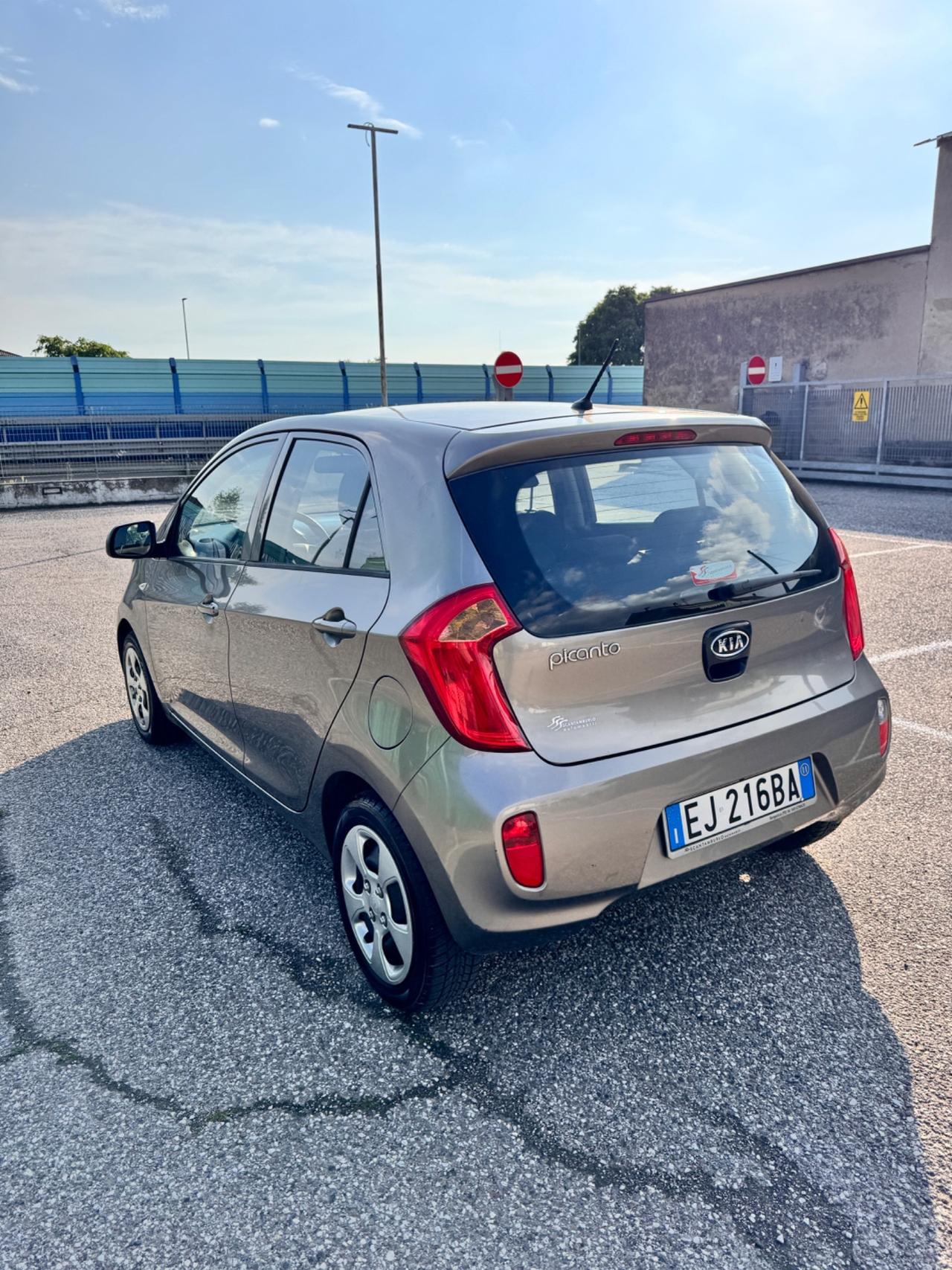 Kia Picanto 1.0 12V 5 porte Style