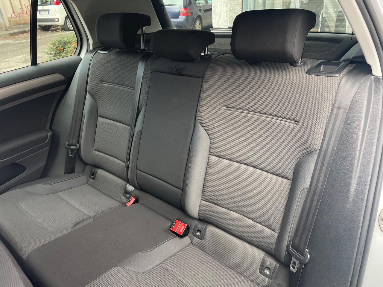Volkswagen Golf 1.6 TDI 110 CV/GARANZIA 12 MESI