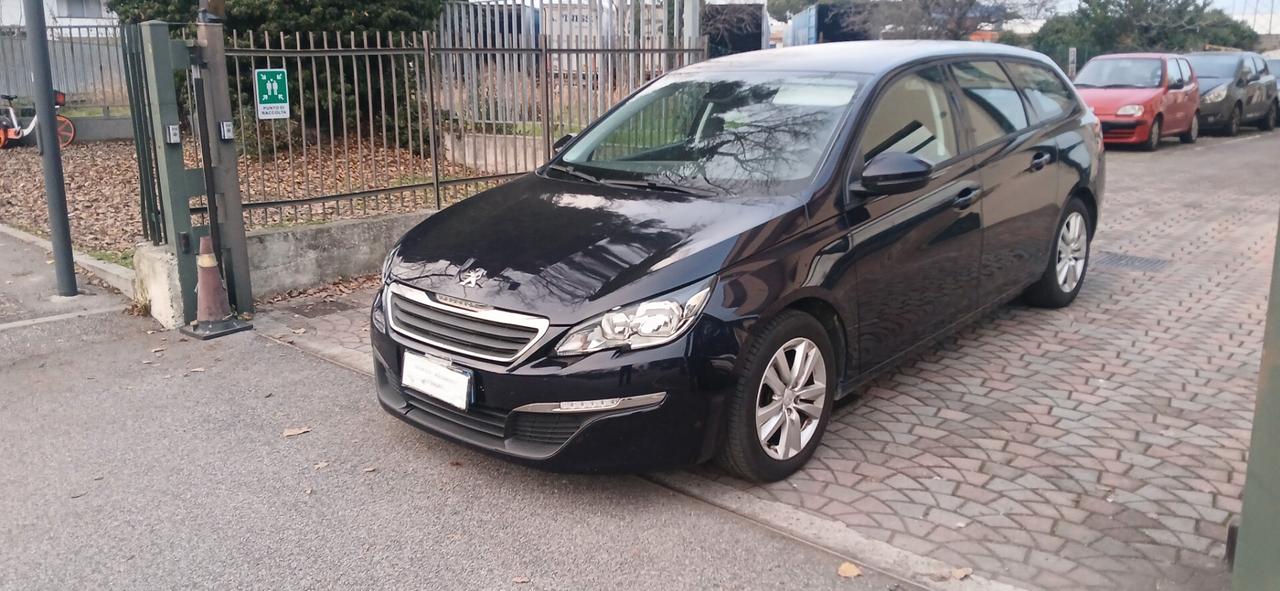 Peugeot 308 s.w. diesel neopatentati1