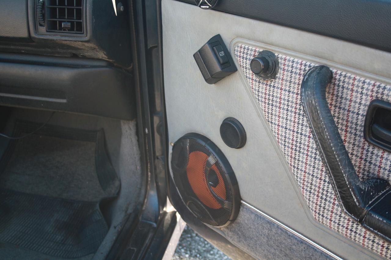 Volkswagen Golf II Serie Karmann