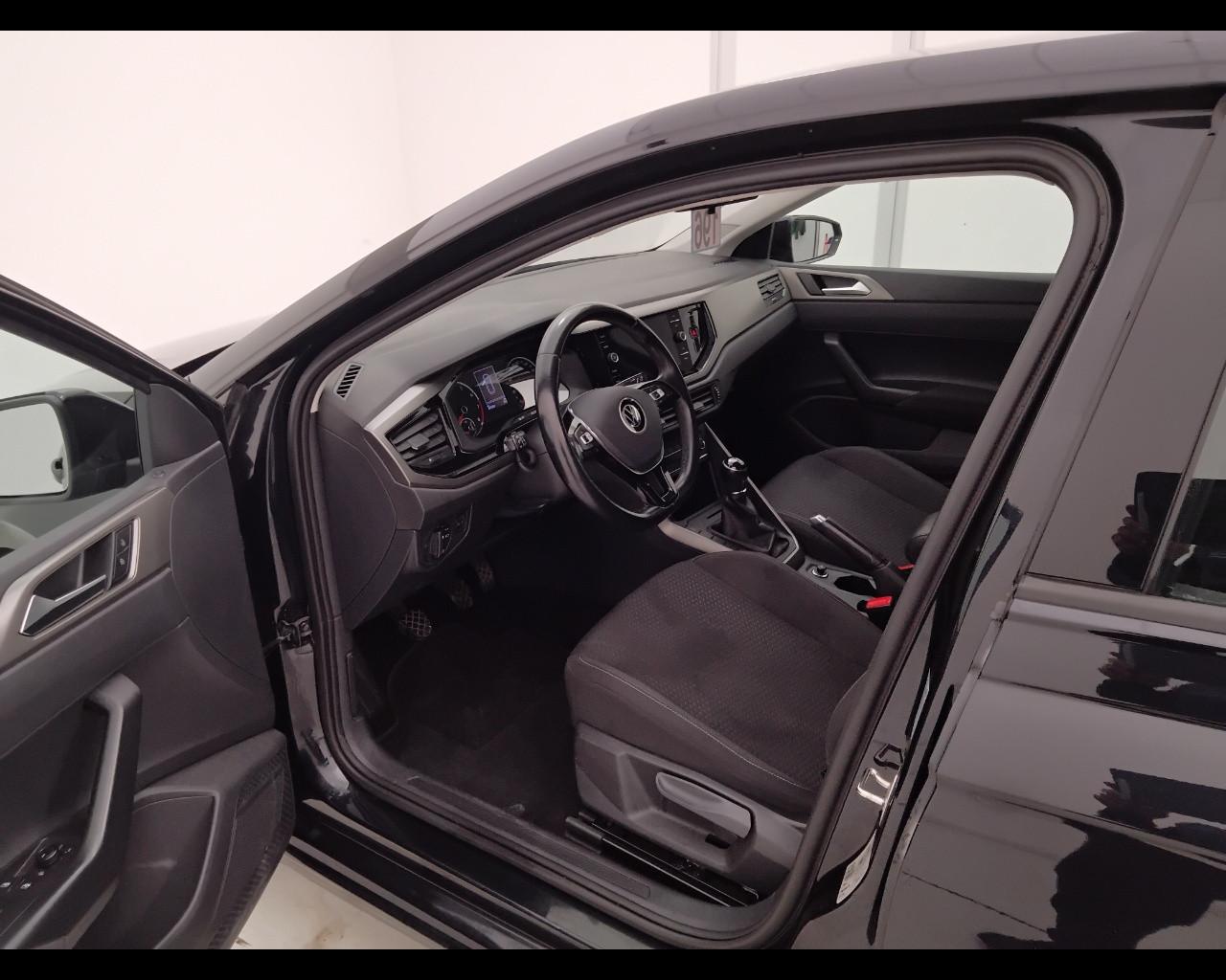 VOLKSWAGEN Polo VI 2017 - Polo 5p 1.0 evo Comfortline 80cv