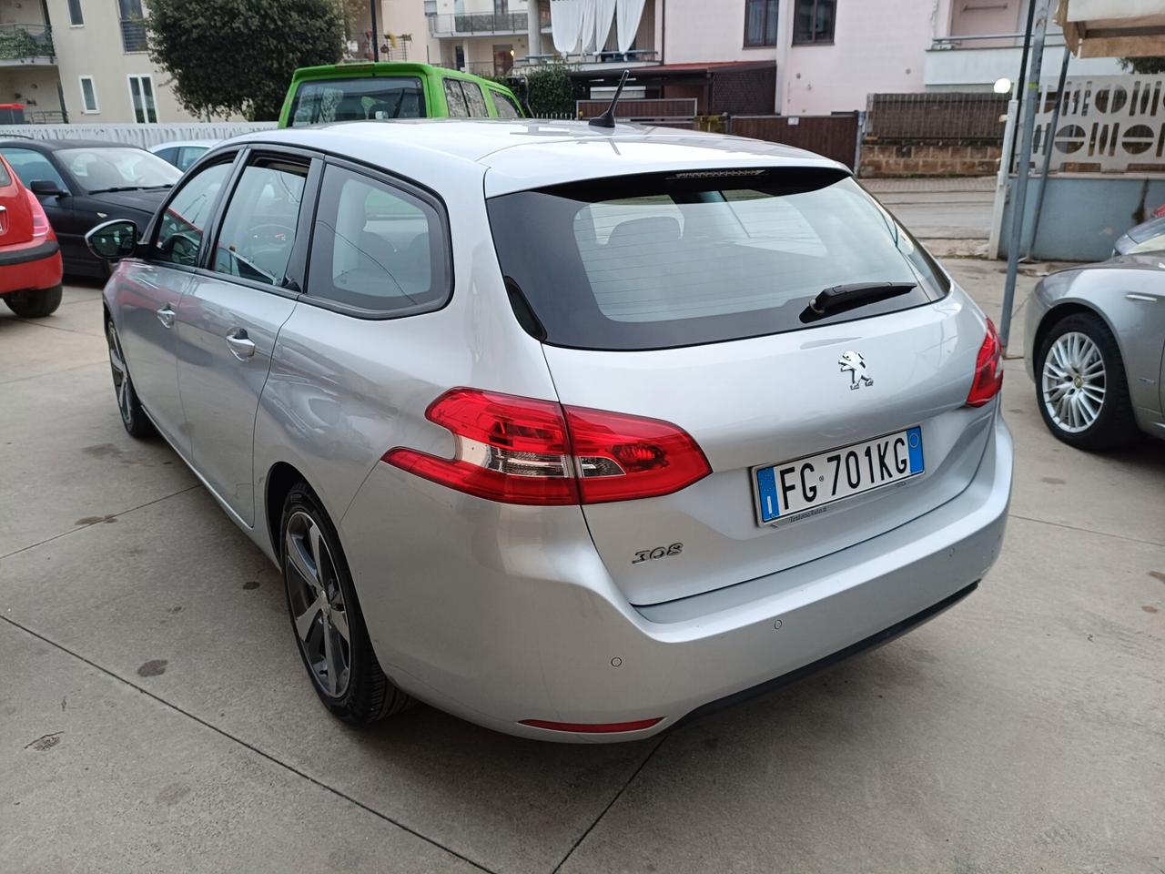 Peugeot 308 BlueHDi 100 S&S SW Business