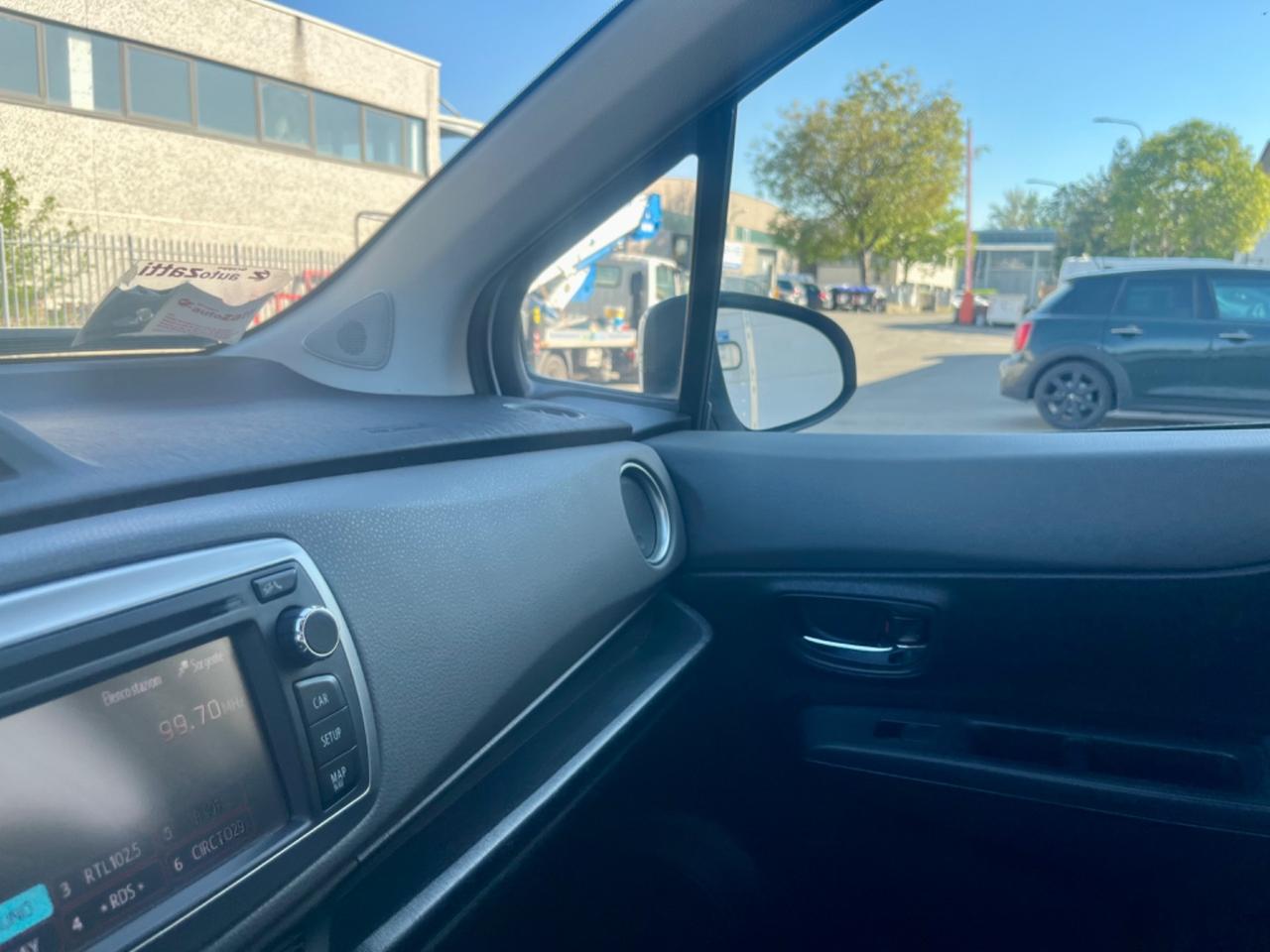 Toyota Yaris 1.0benz 2013 92.000km perfetta