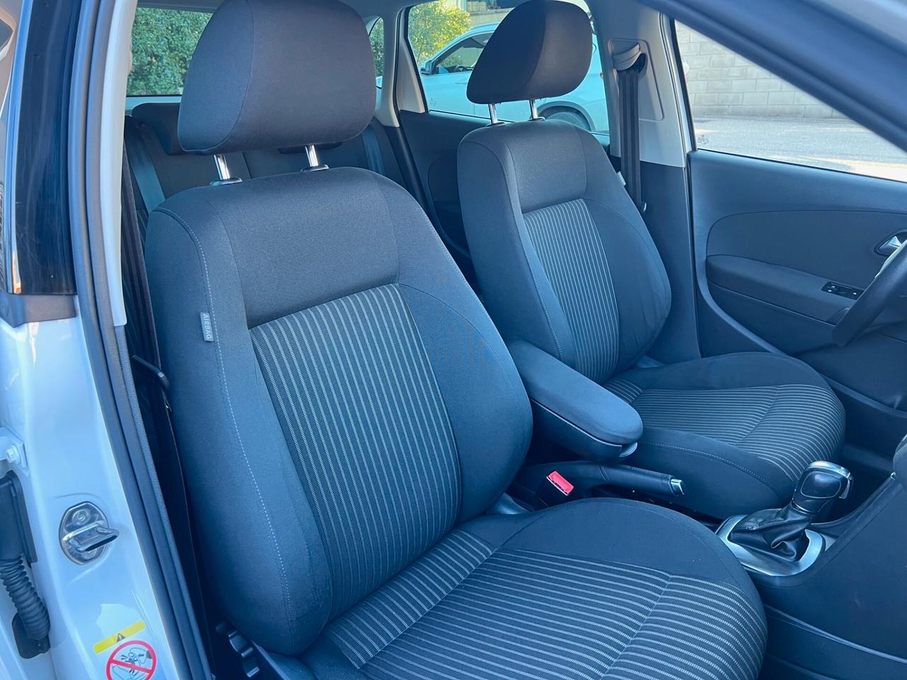 Volkswagen Polo 5pt 1.6 tdi Comfortline 90cv dsg PDC/CLIMA PERF.