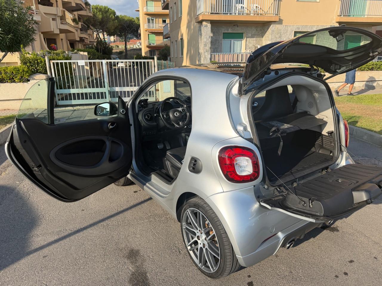Smart ForTwo BRABUS 0.9 Turbo twinamic Xclusive