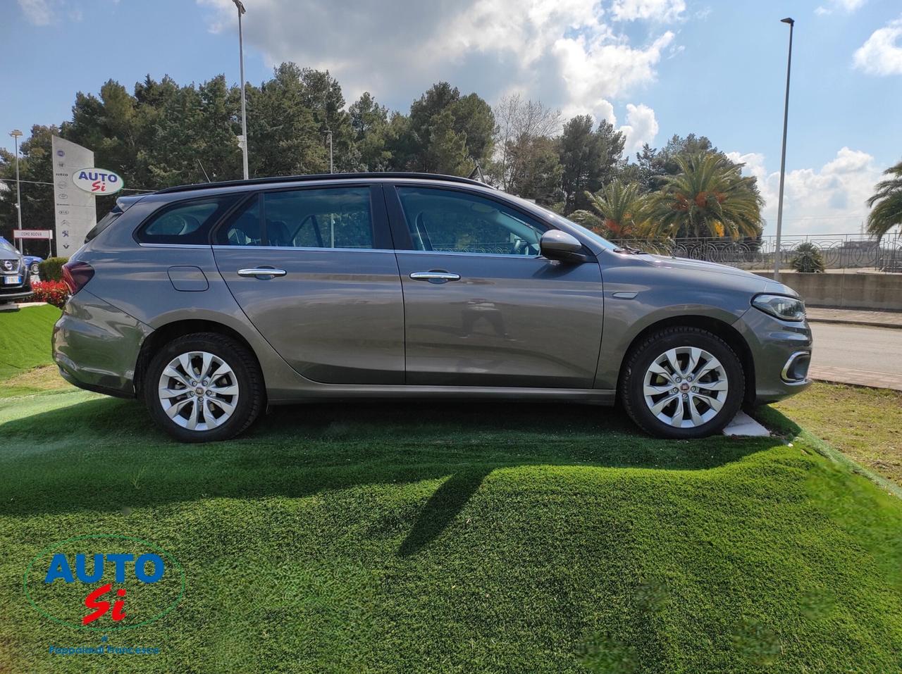 Fiat Tipo 1.6 Mjet - 120cv CAMBIO AUTOMAT