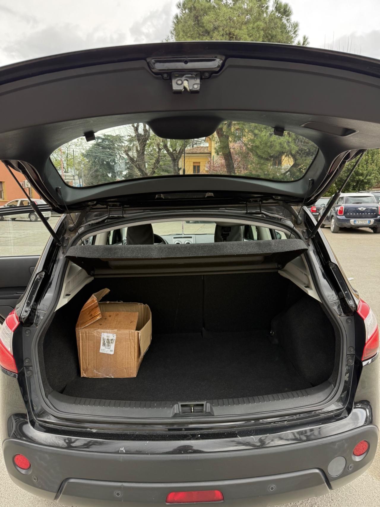 Nissan Qashqai 1.5 dCi DPF Tekna