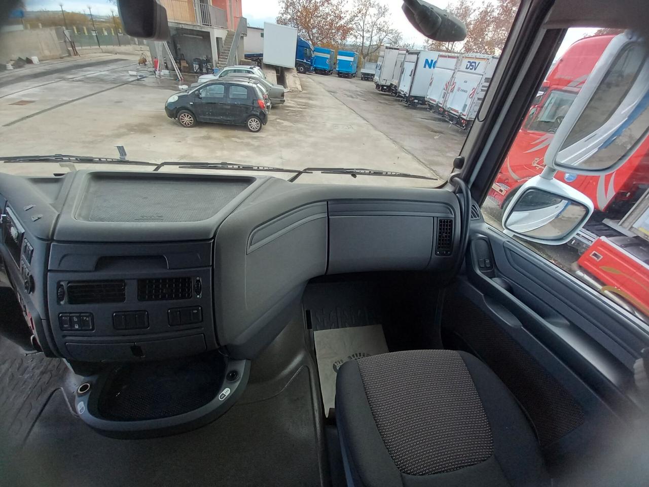 DAF XF 510 FAX - Impianto scarrabile 26 TON (C2)