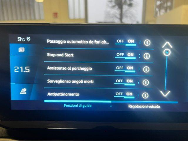 PEUGEOT 3008 BlueHDi 130 S&S EAT8 Allure