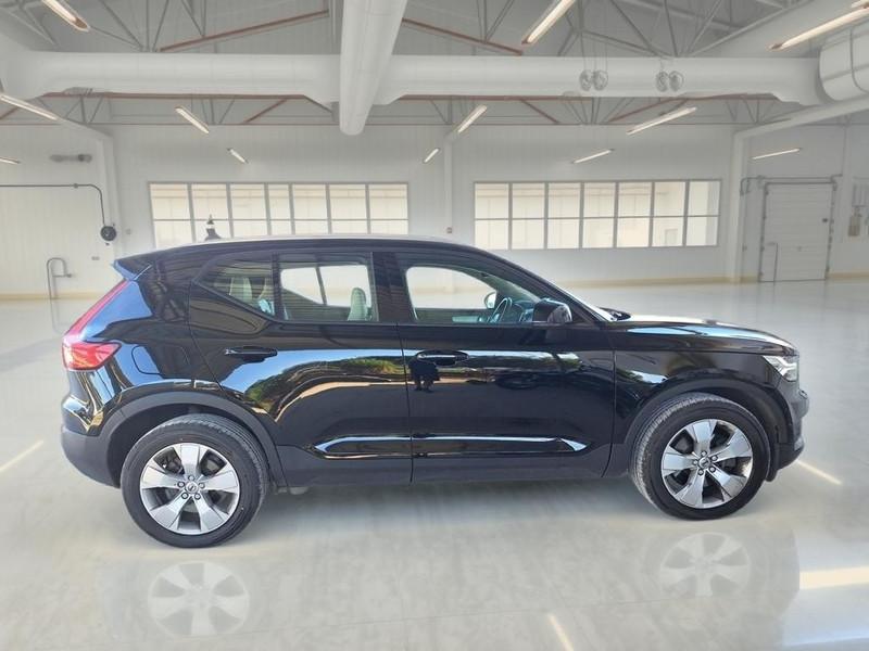 VOLVO XC40 D4 AWD Geartronic Business Plus