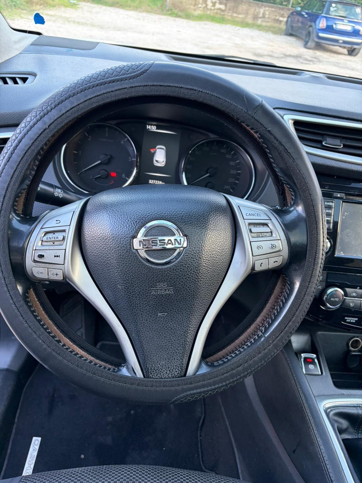 Nissan Qashqai 1.5 dCi Tekna tetto in vetro full