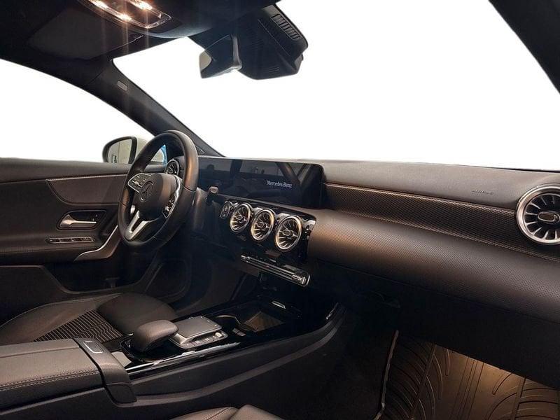 Mercedes-Benz Classe A A 180 d Sport auto