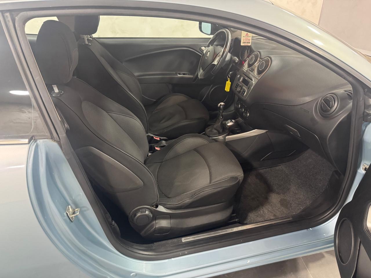 Alfa Romeo MiTo 1.6 JTDm 16V Distinctive Sport Pack