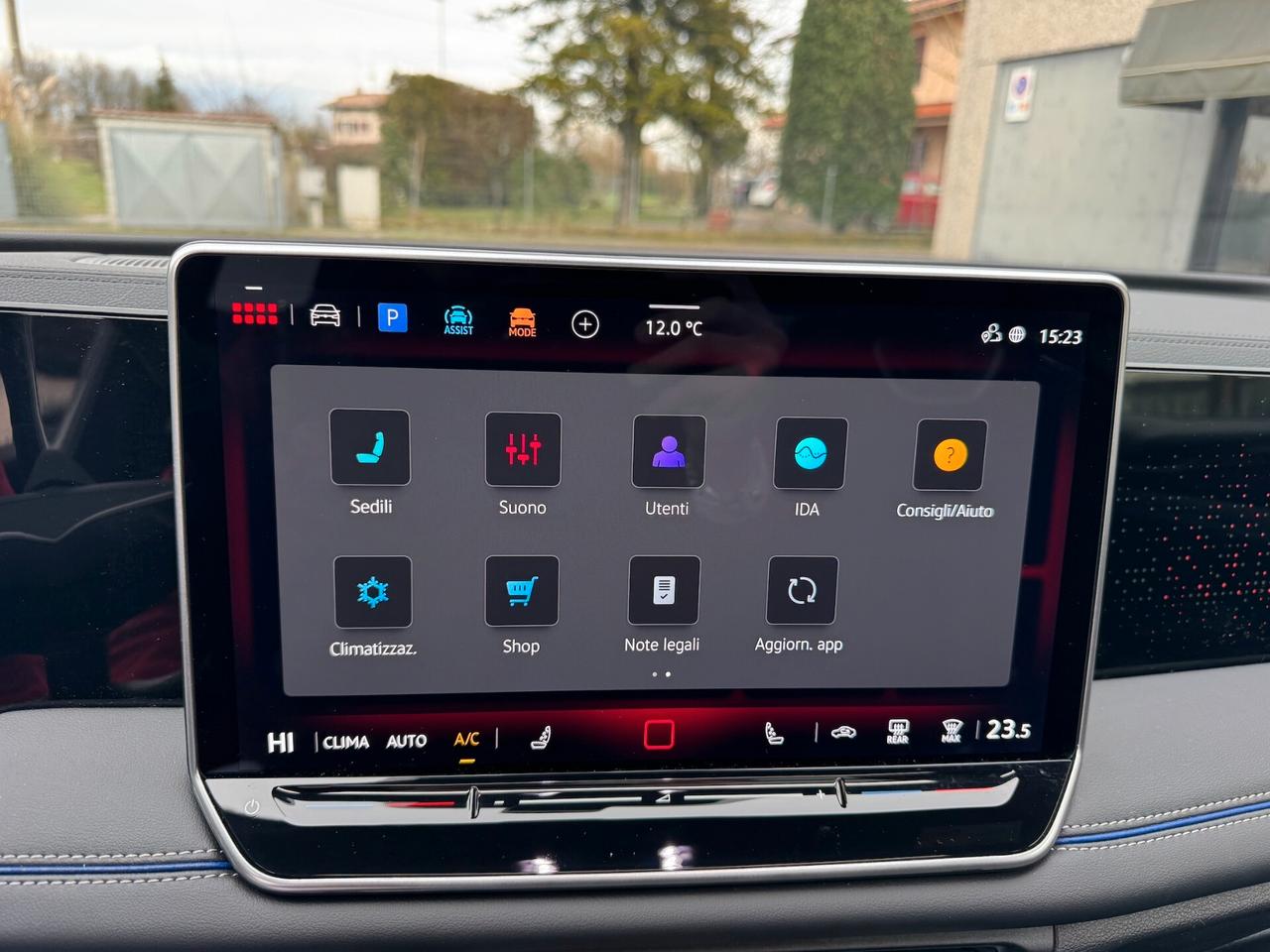 Volkswagen Tiguan 2.0 TDI 150 CV DSG R-Line plus GARANZIA VOLKSWAGEN