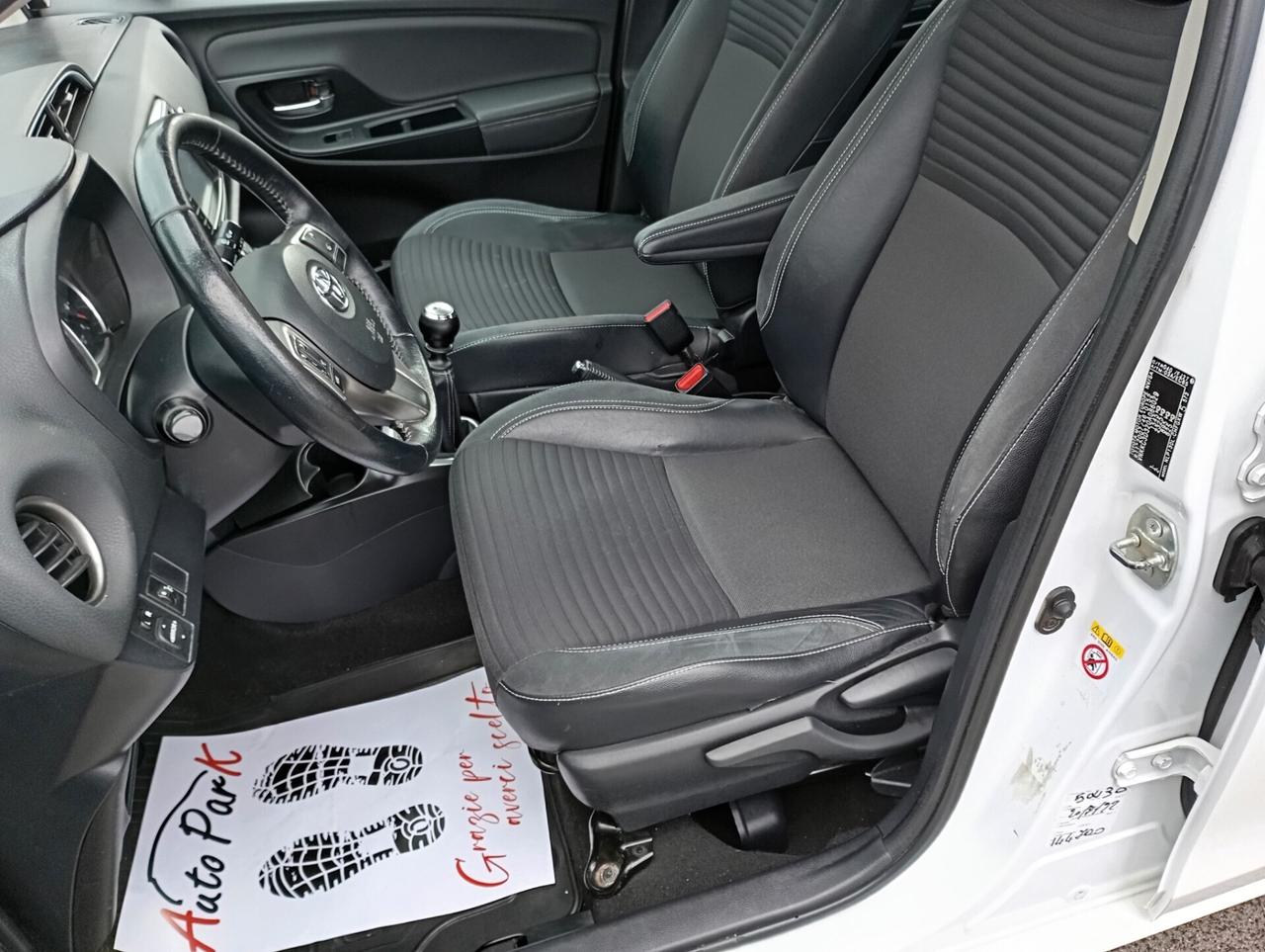 Toyota Yaris 5P 1.4 D-4D Lounge