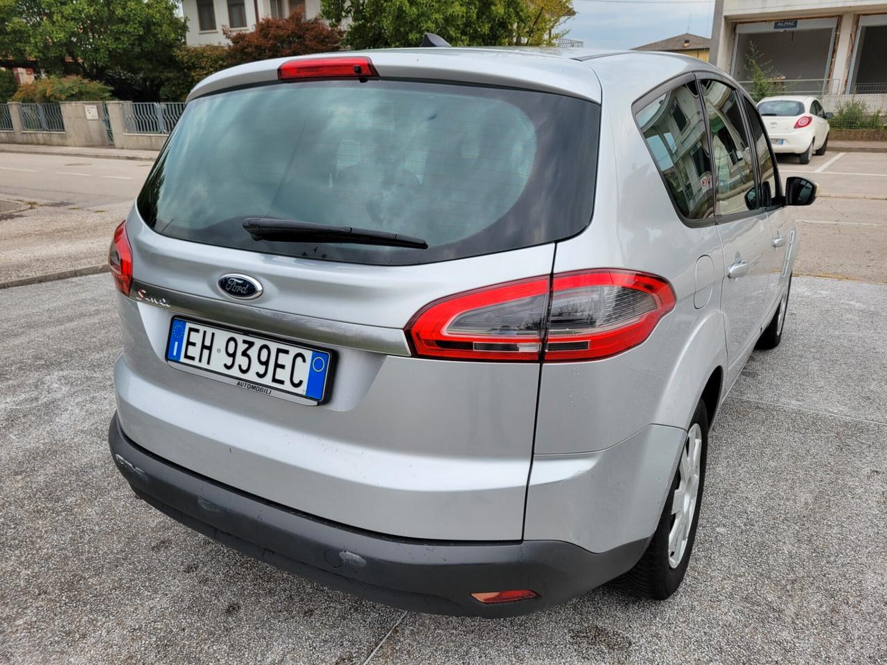 Ford S-Max 2.0 TDCi 163CV Titanium 5 posti