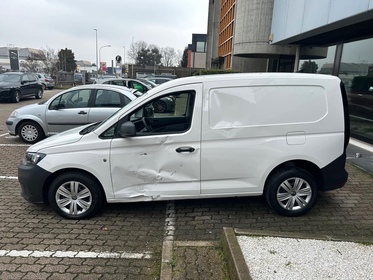 Volkswagen Caddy Cargo 2.0 TDI 102cv DANNEGGIATO