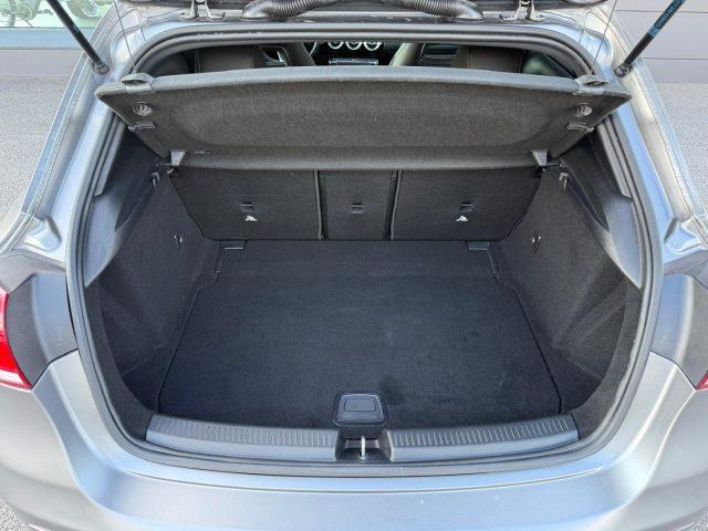 MERCEDES-BENZ A 180 d 1.5 116cv Automatic PREMIUM AMG TETTO-MAGNO