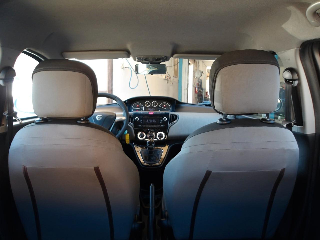Lancia Ypsilon 5 Porte Ypsilon 1.2 8v Elefantino 69cv my14