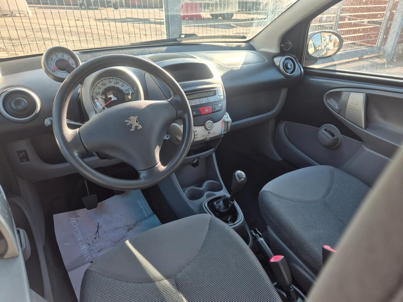 Peugeot 107 1.4 HDi 5p. Sweet Years