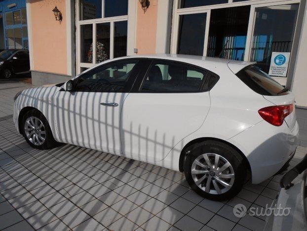 Alfa Romeo Giulietta 1.6 JTDm TCT 120 CV Automatica