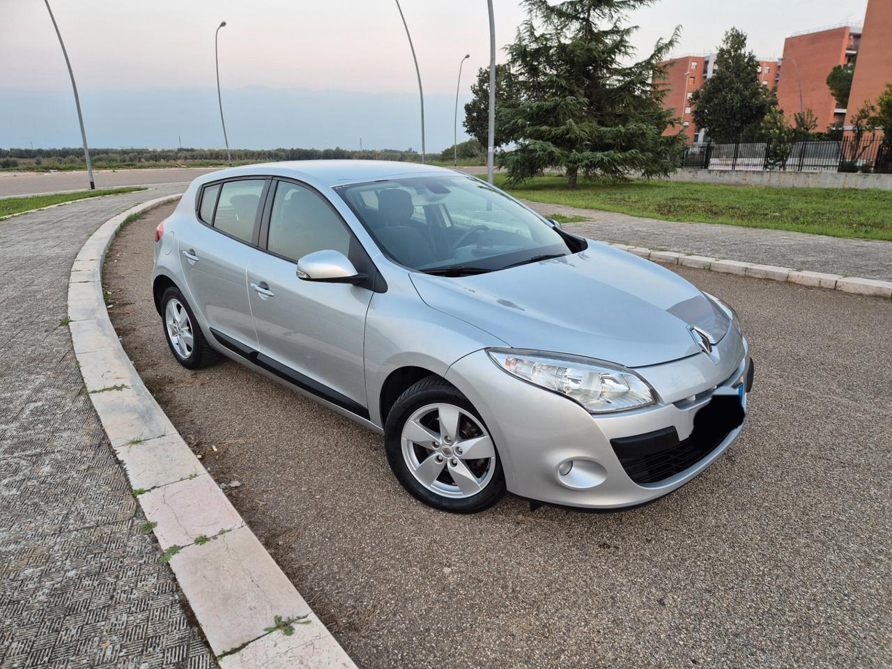 Renault Megane Mégane 1.5 dci diesel 110cv 2012