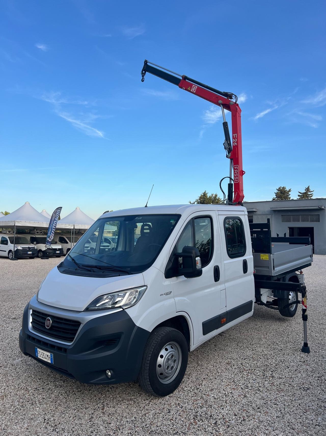 Fiat Ducato con Gru doppia cabina 7 posti