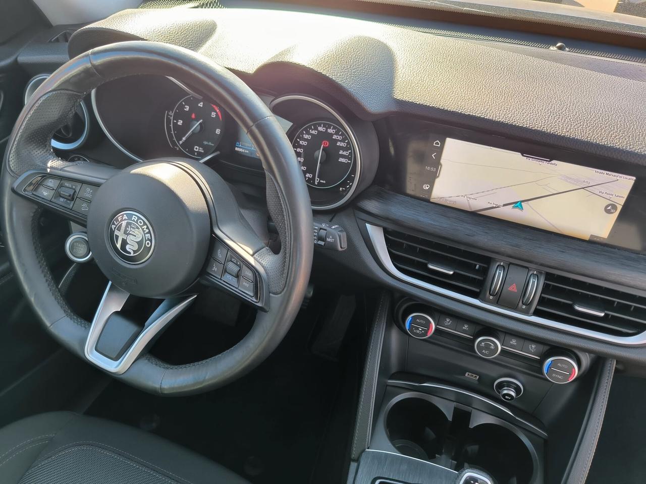 Alfa Romeo Stelvio 2.2 Turbodiesel 160 CV AT8 RWD Business