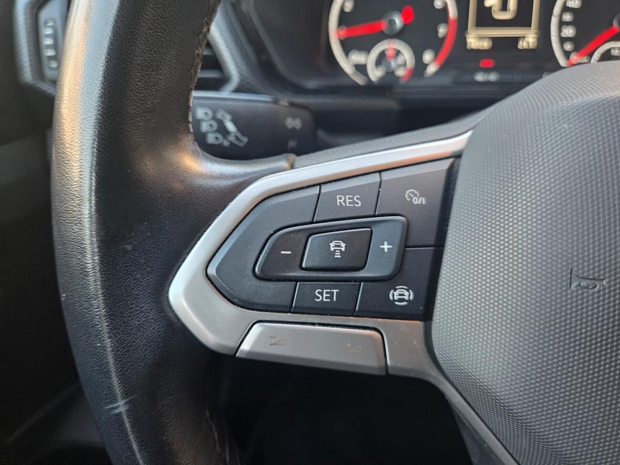 Volkswagen T-Cross 1.0 TSI STYLE