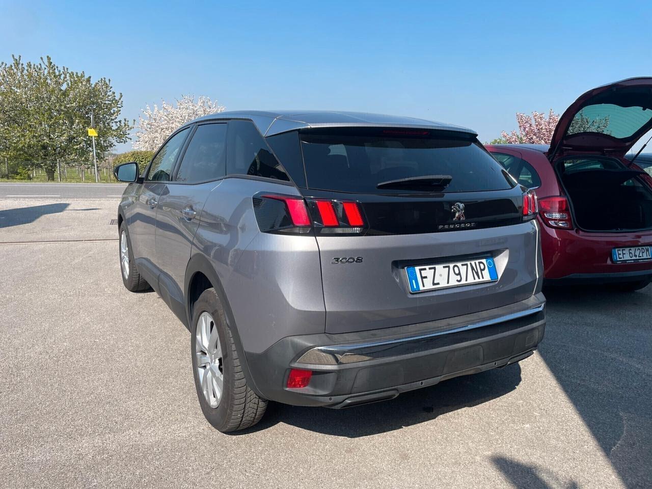 Peugeot 3008 1.5 Diesel Cambio Automatico