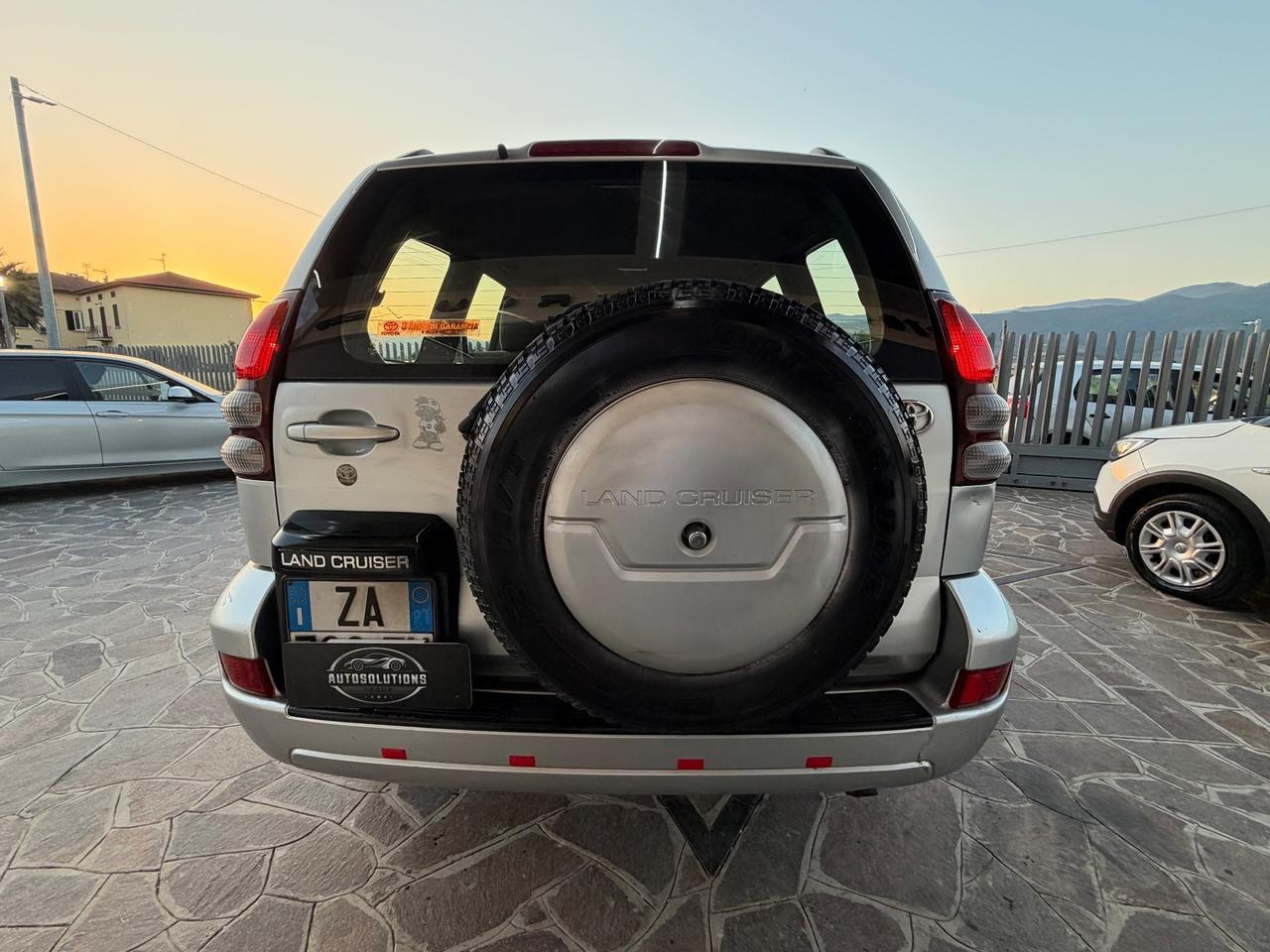 Toyota Land Cruiser 3.0 D-4D 16V cat 5 porte Sol
