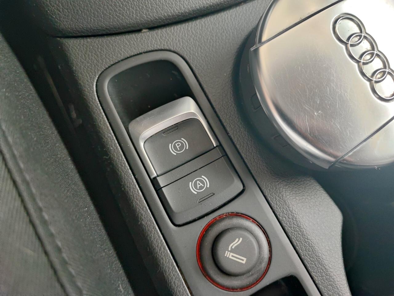 Audi Q3 2.0 TDI 120 CV Design