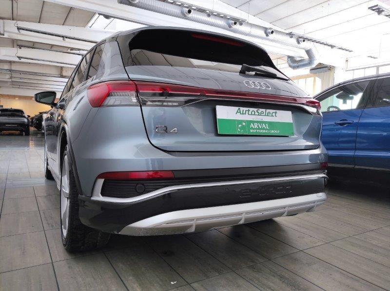 AUDI Q4 e-tron - Q4 40 e-tron S line edition