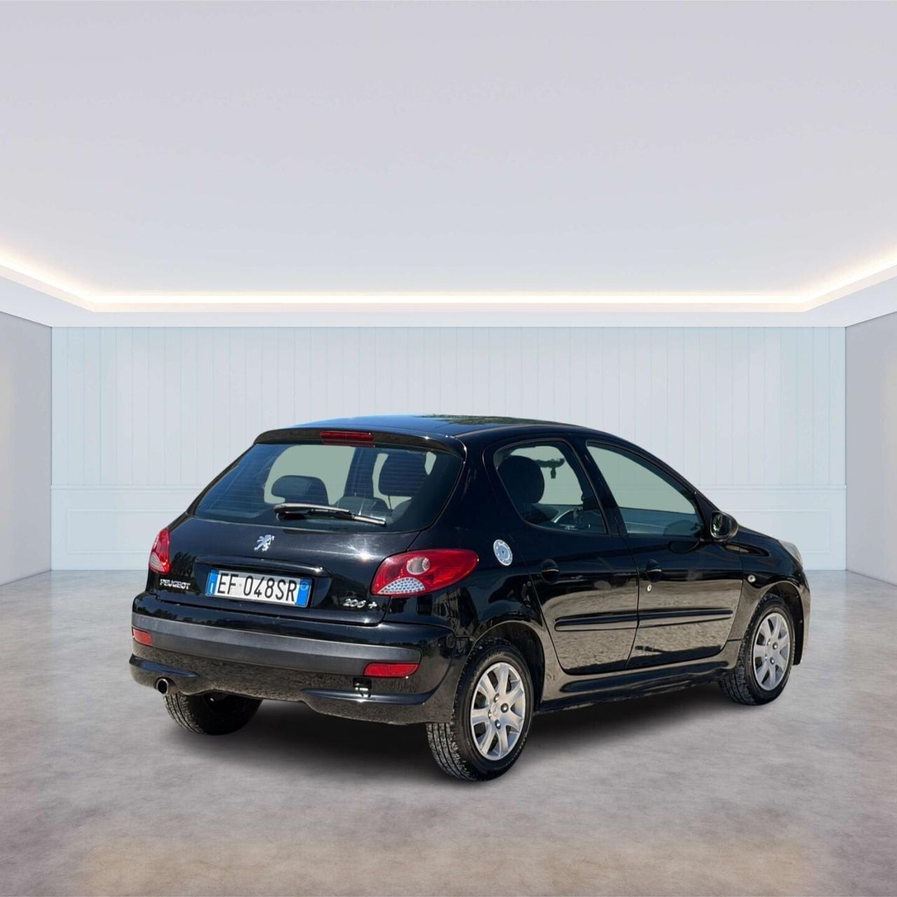 Peugeot 206 Plus 1.4 HDi 2010 ok neop