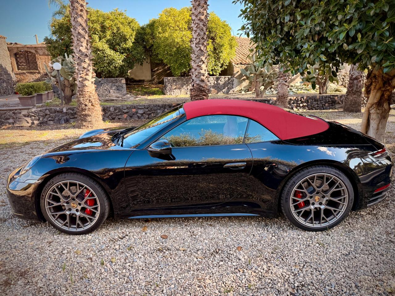 Porsche 911 Carrera 4S Cabriolet