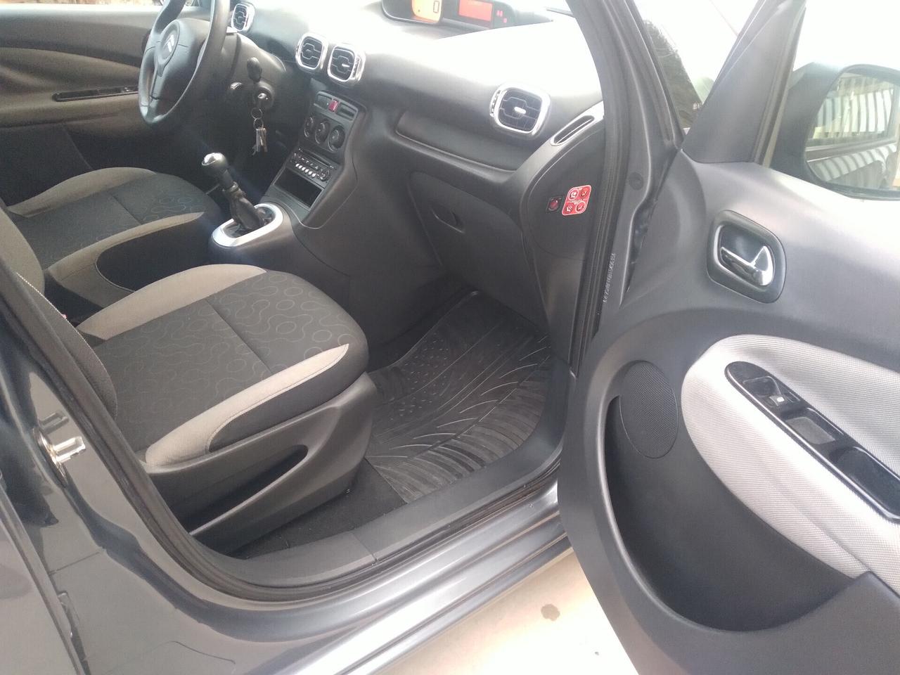 Citroen C3 Picasso 1.4 VTi 95 GPL airdream Seduction