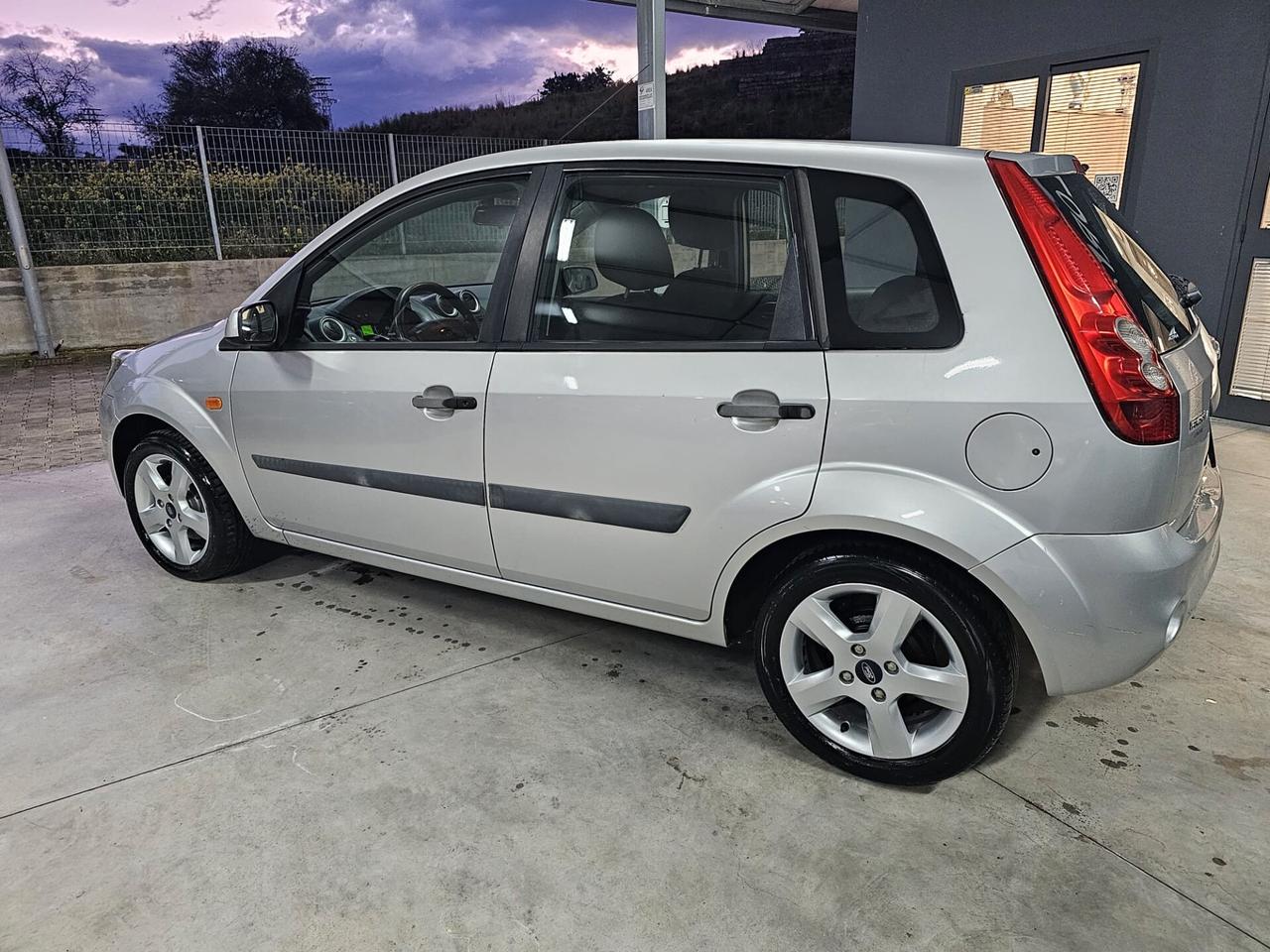 FORD FIESTA 1.4 TDCI 06/2006