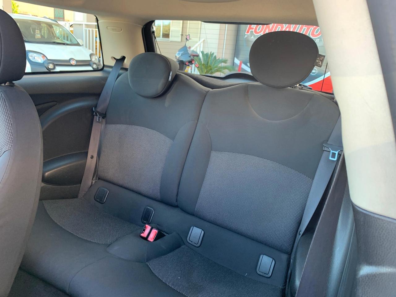 Mini 1.6 16V One D