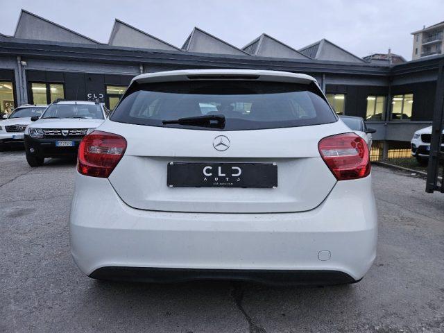 MERCEDES-BENZ A 180 CDI Premium