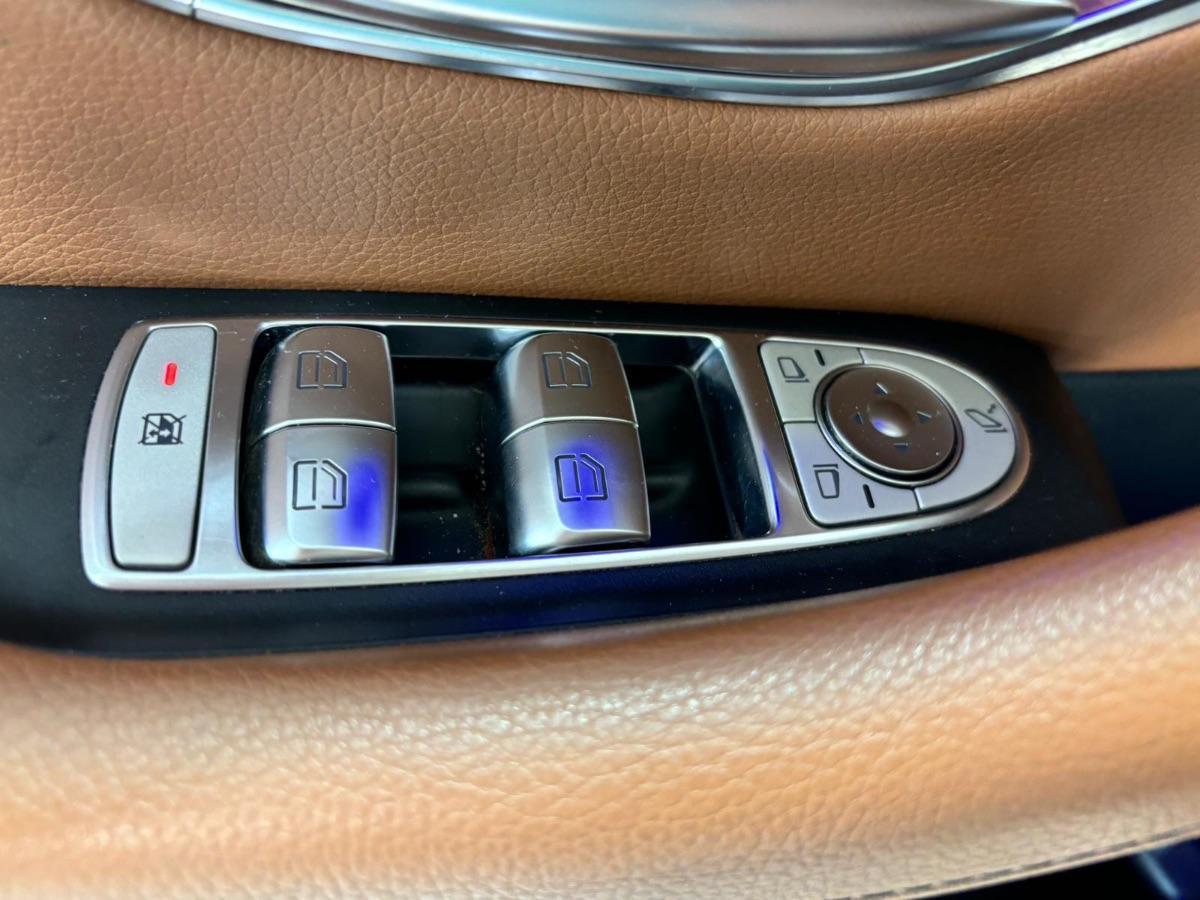 MERCEDES - Classe E Station Wagon - E 220d S.W. Auto Premium Amg