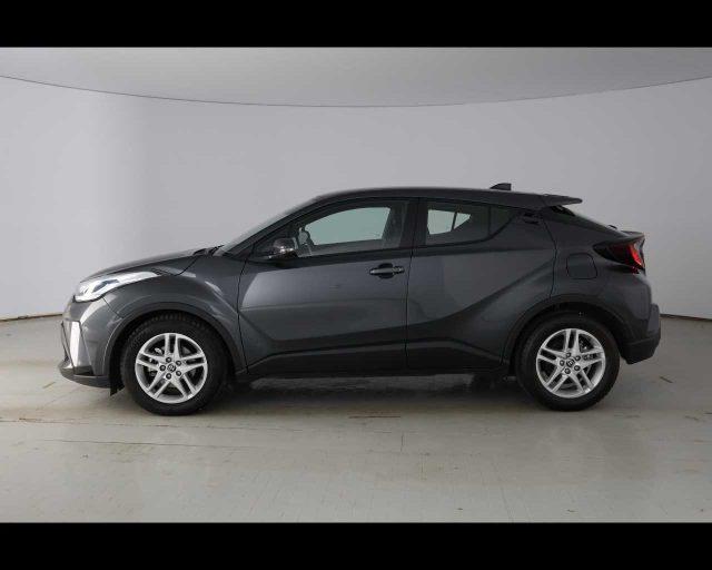 TOYOTA C-HR 1.8 Hybrid E-CVT Business