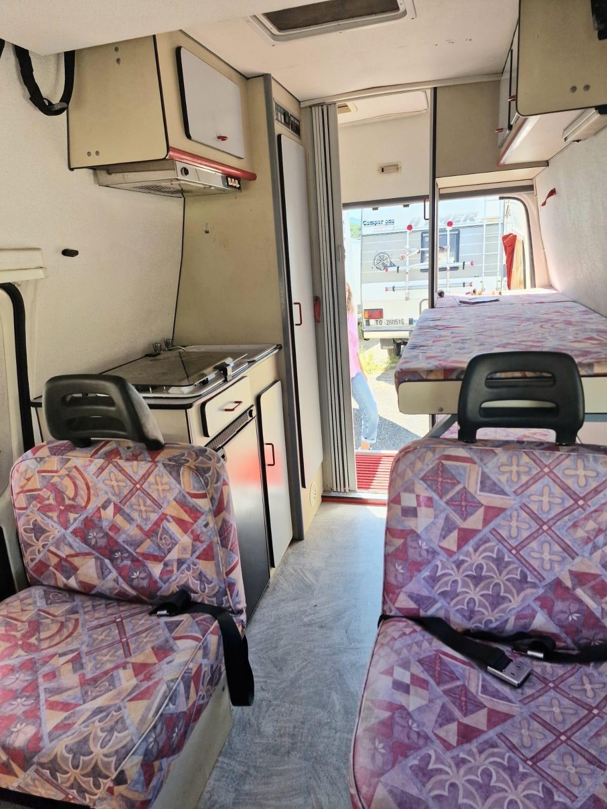 Vra22 Camper puro Ford del 1992 in saldo