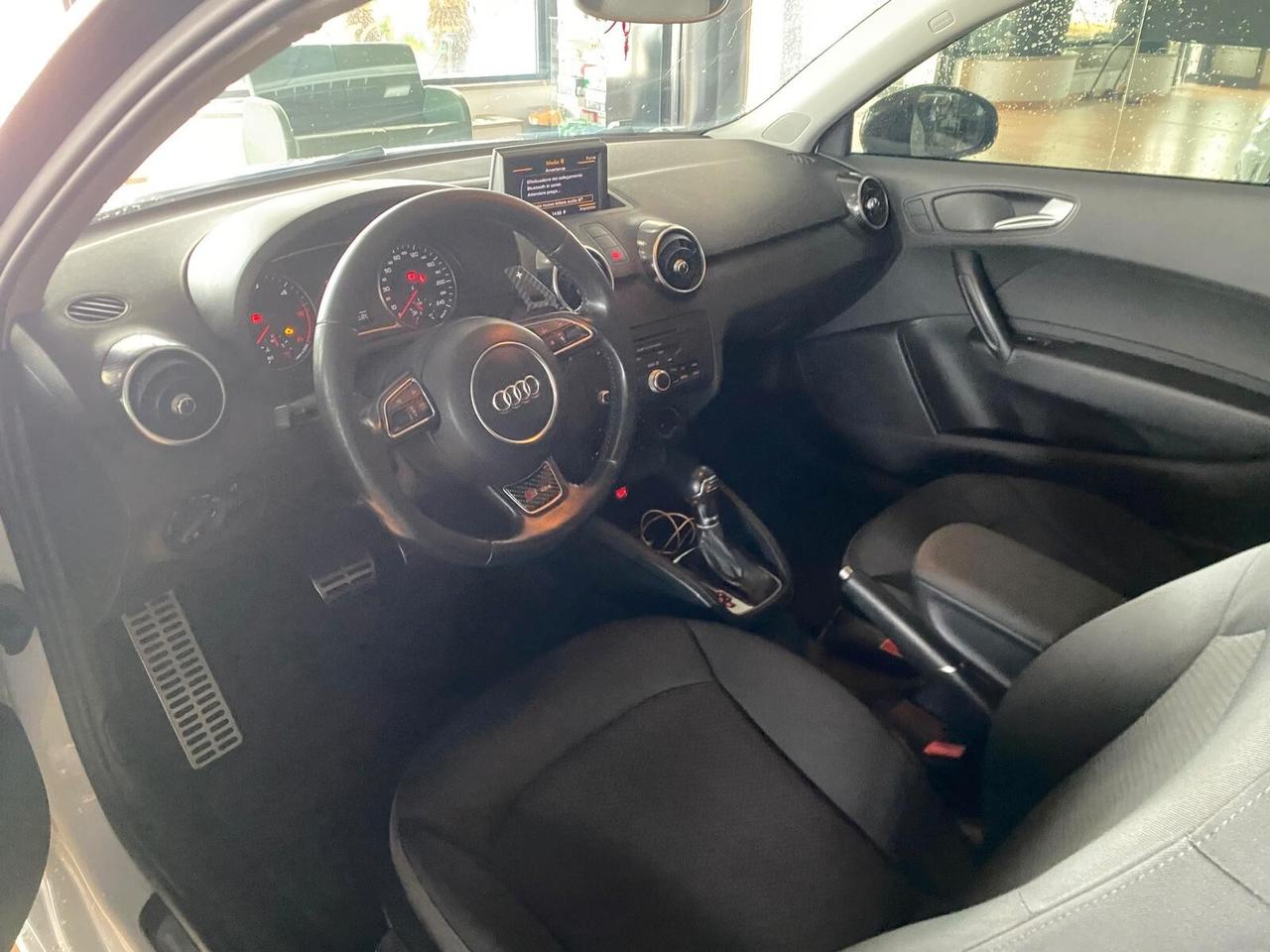 Audi A1 1.6 TDI S tronic NEOPATENTATI