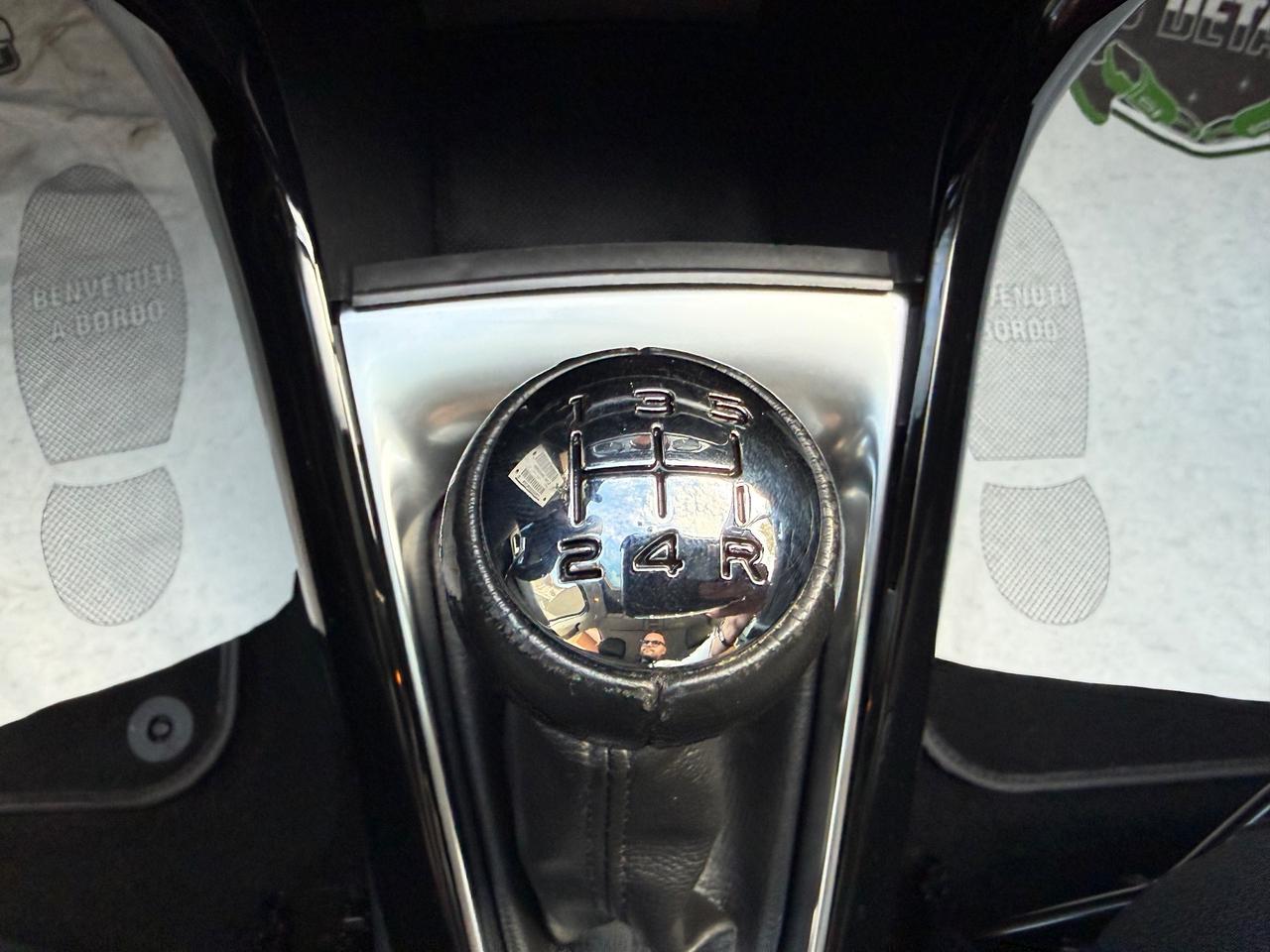 Citroen C3 - 1.2 Benzina 82 cv - Neopatentati