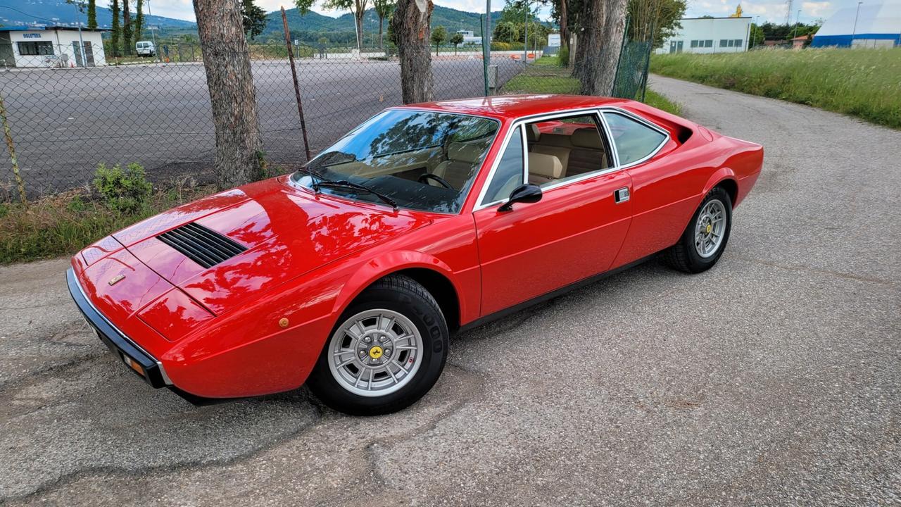 Ferrari Dino 208 GT/4 Dino 208 GT/4