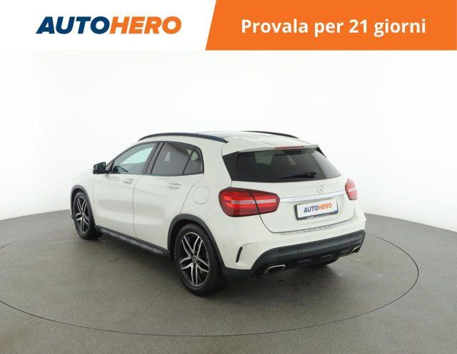 MERCEDES-BENZ GLA 250 Automatic 4Matic Premium