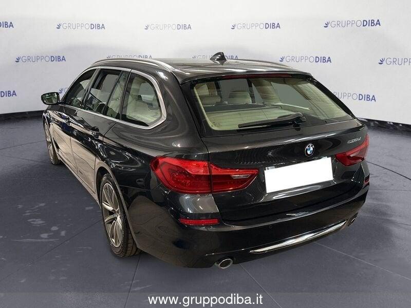 BMW Serie 5 Touring Serie 5 G31 2017 Touring Diese 520d Touring Luxury auto