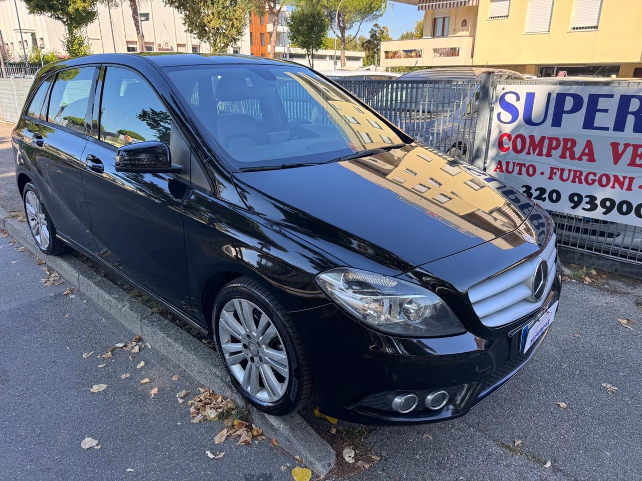 Mercedes-benz B 180 CDI NEOPATEN GARANZIA 12 M