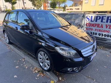 Mercedes-benz B 180 CDI NEOPATEN GARANZIA 12 M