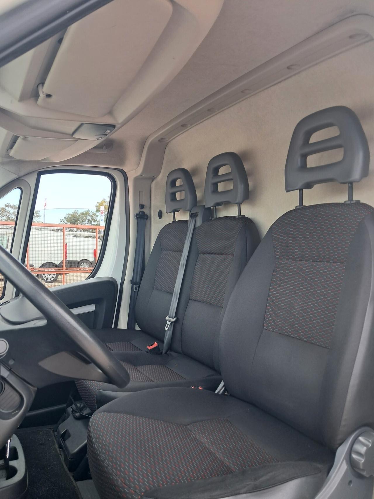 Peugeot Boxer 333 2.2 BlueHDi 140*CLIMA